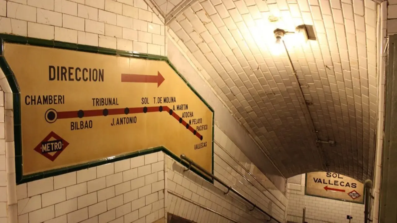 Pasillo Estaci&oacute;n de Chamber&iacute; - Fuente: museosmetromadrid.es