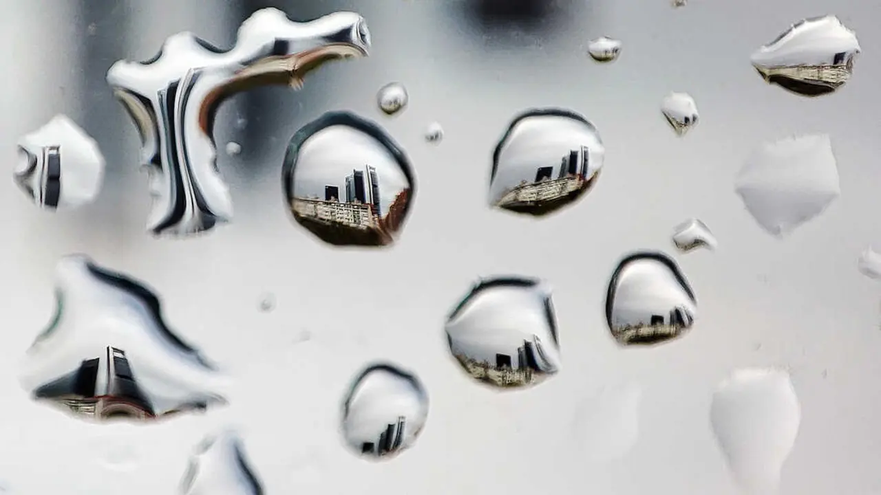 D&iacute;a de lluvia. Imagen del Museo de Historia de Madrid.