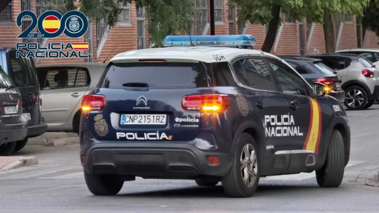 Coche de la Polic&iacute;a Nacional en imagen de archivo.