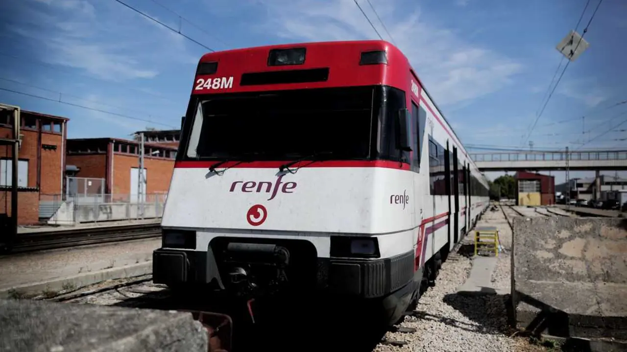 Imagen de recurso de un tren del servicio de Renfe Cercan&iacute;as.