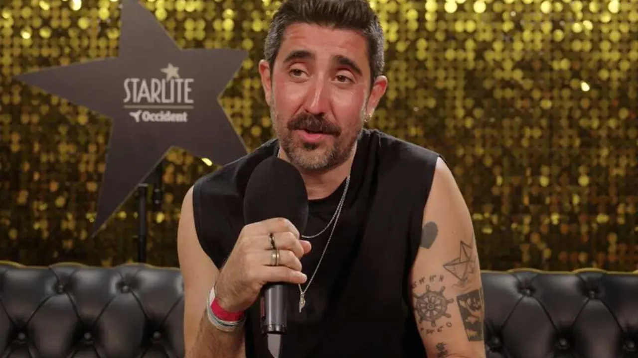 El cantante &Aacute;lex Ubago en imagen de EP.
