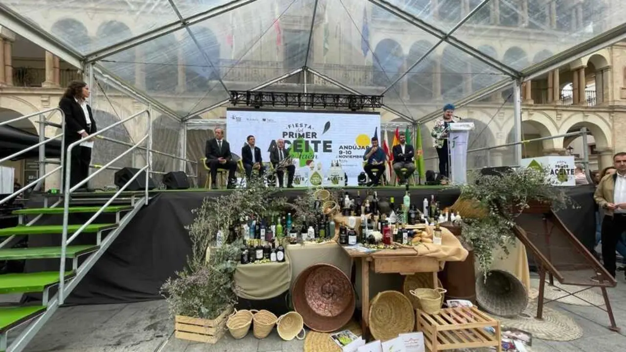Inauguraci&oacute;n de la Feria del aceite de And&uacute;jar. 
Imagen de la organizaci&oacute;n.