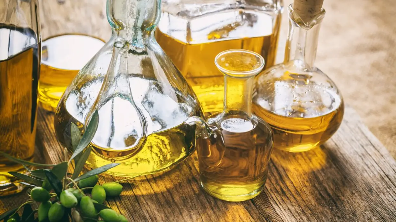 Aceite en imagen de archivo.