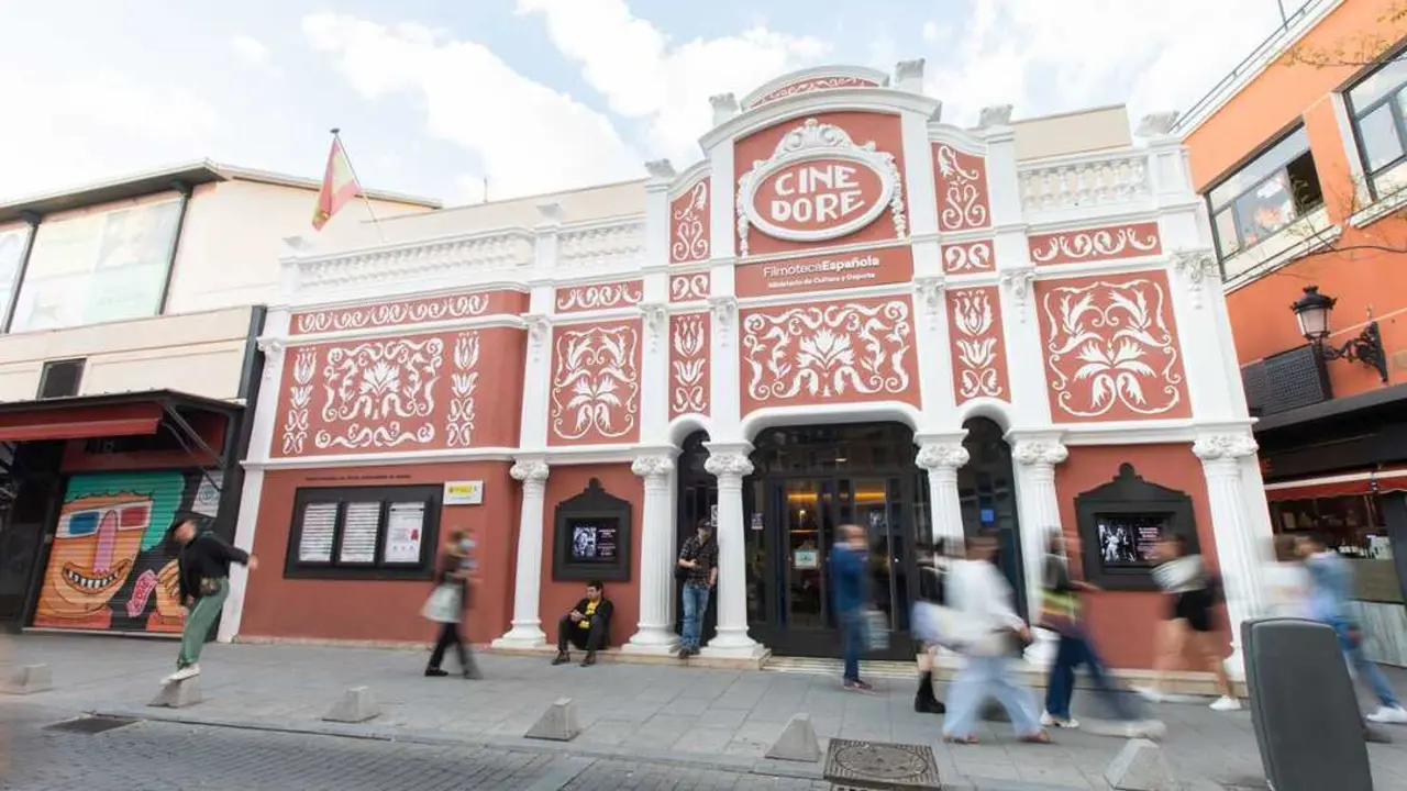 Fachada del Cine Dor&eacute;. Imagen del Ministerio de Cultura.
