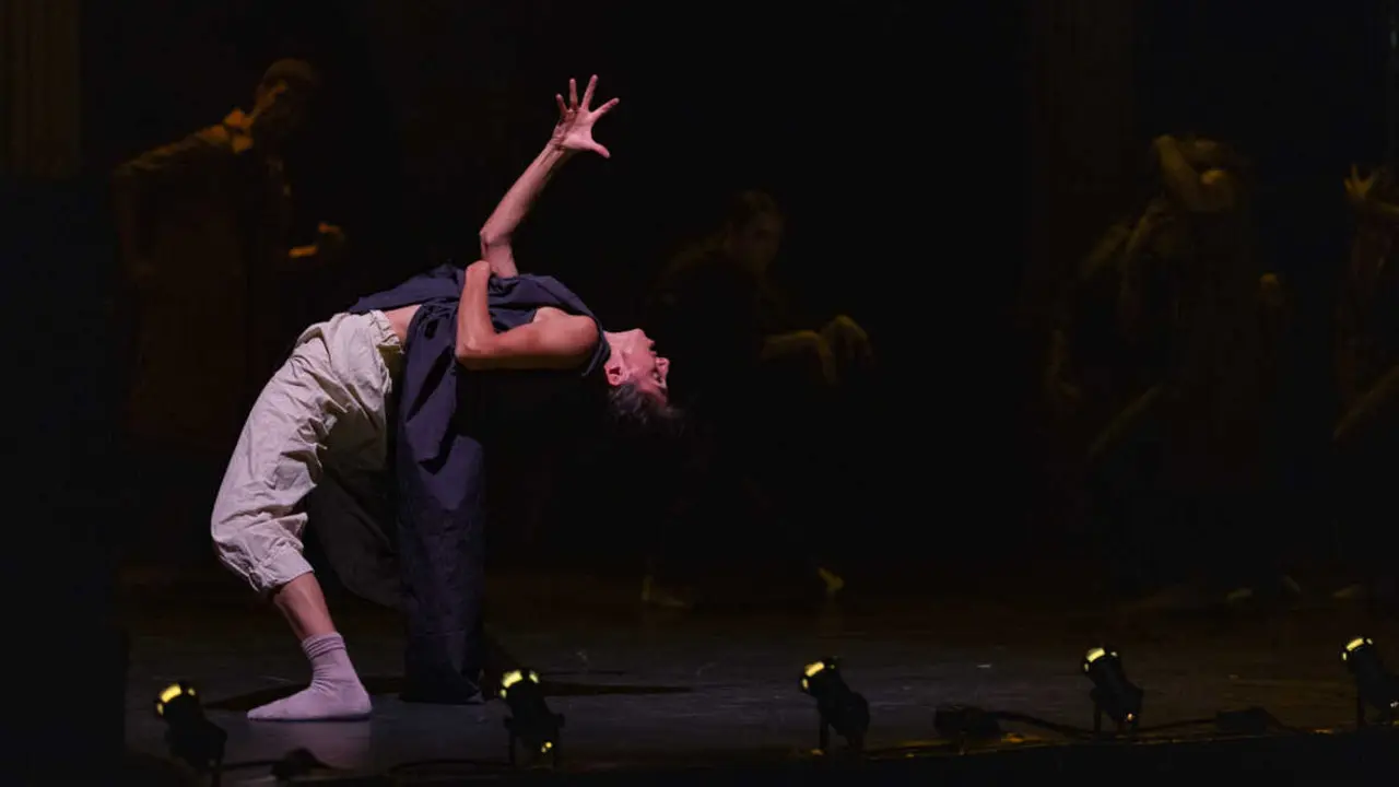 Imagen de AVERNO, de Marcat Dance. Foto de Alberto Rodrigalvarez &copy;.