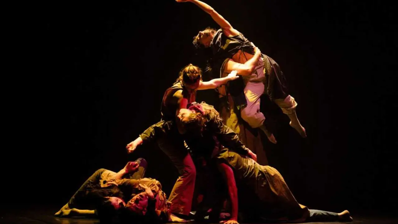 Imagen de AVERNO, de Marcat Dance. Foto de l. de Vicente &copy;.