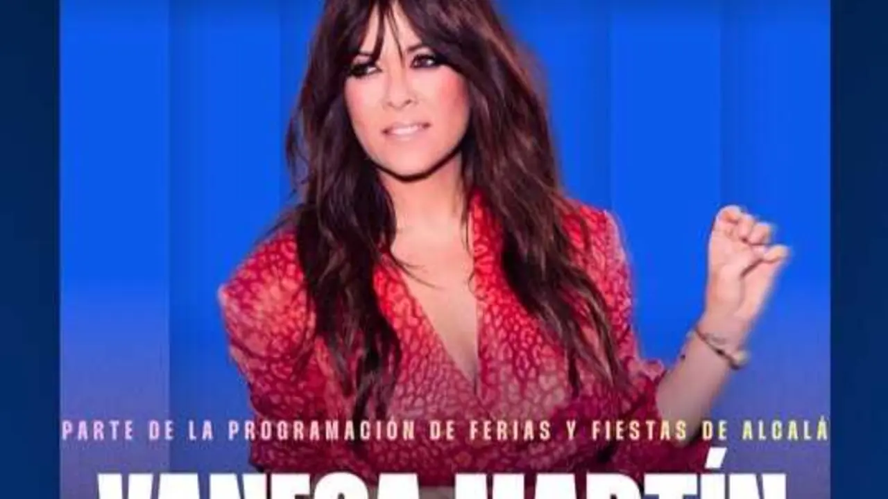 Vanesa Mart&iacute;n en Los Conciertos de la Muralla de Alcal&aacute; de Henares.