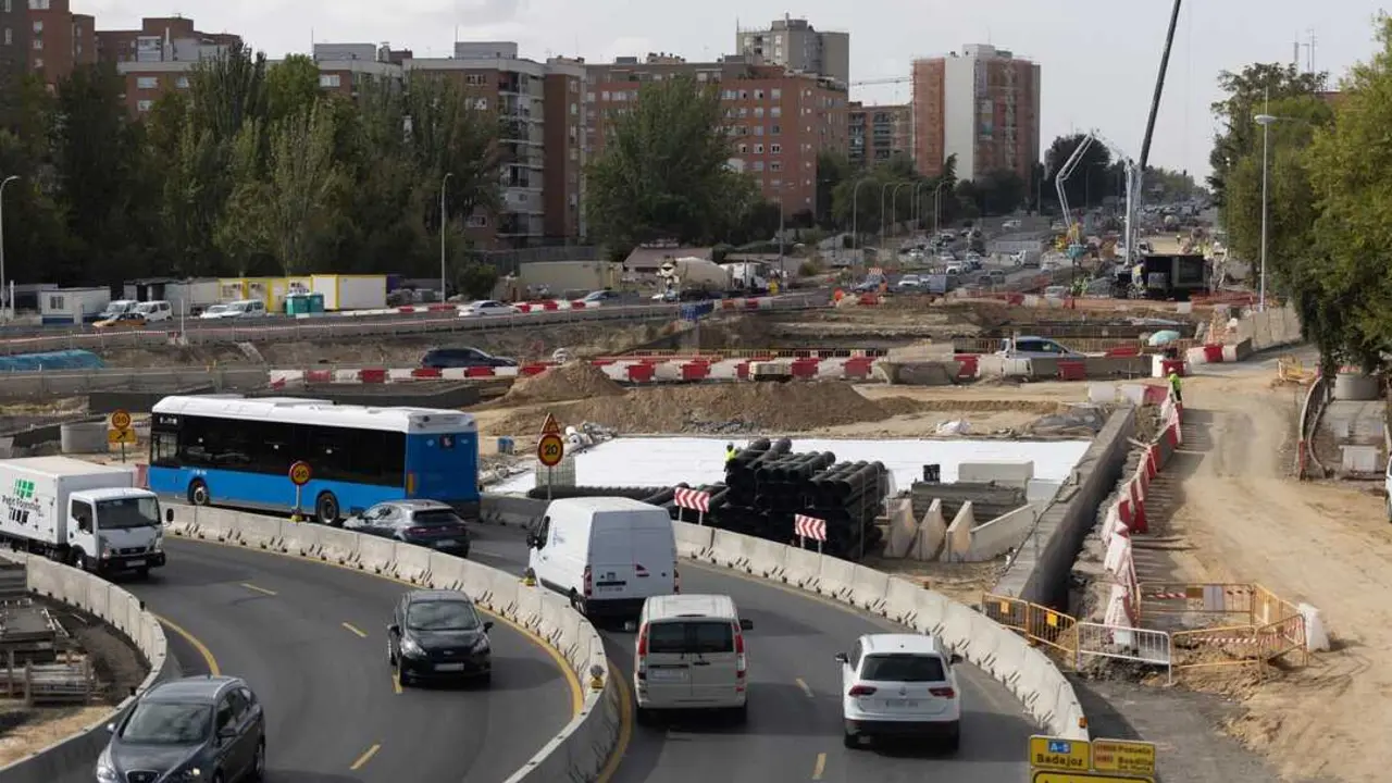 Vista de las obras del soterramiento de la carretera A-5, a 13 de octubre de 2025, en Madrid (Espa&ntilde;a). Imagen de EP.