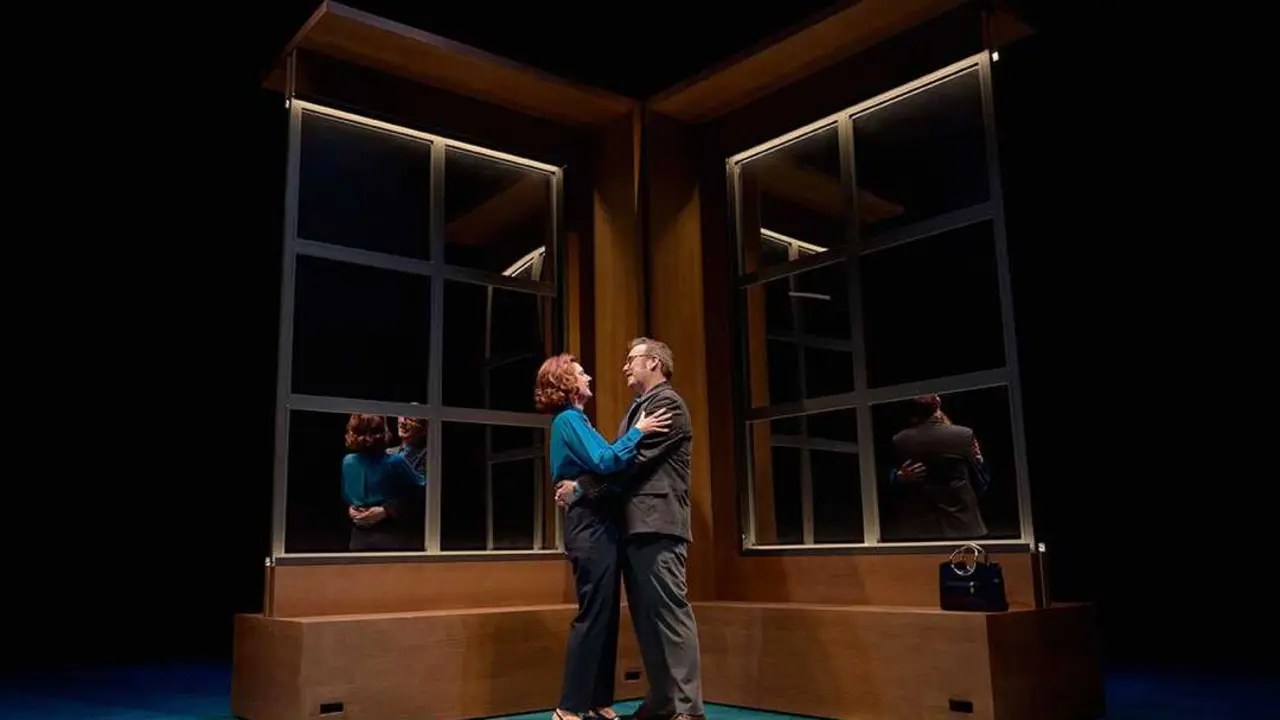 Un momento de la obra 'La Verdad'. Imagen de MarcosGpunto cedida por Teatro Infanta Isabel.
