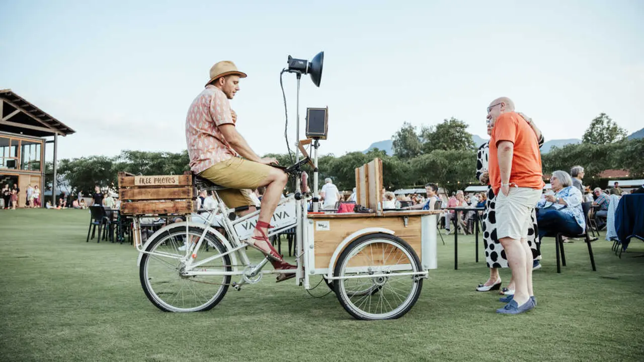'The Bike Clickbox' del artista Lisard Cabarroques.