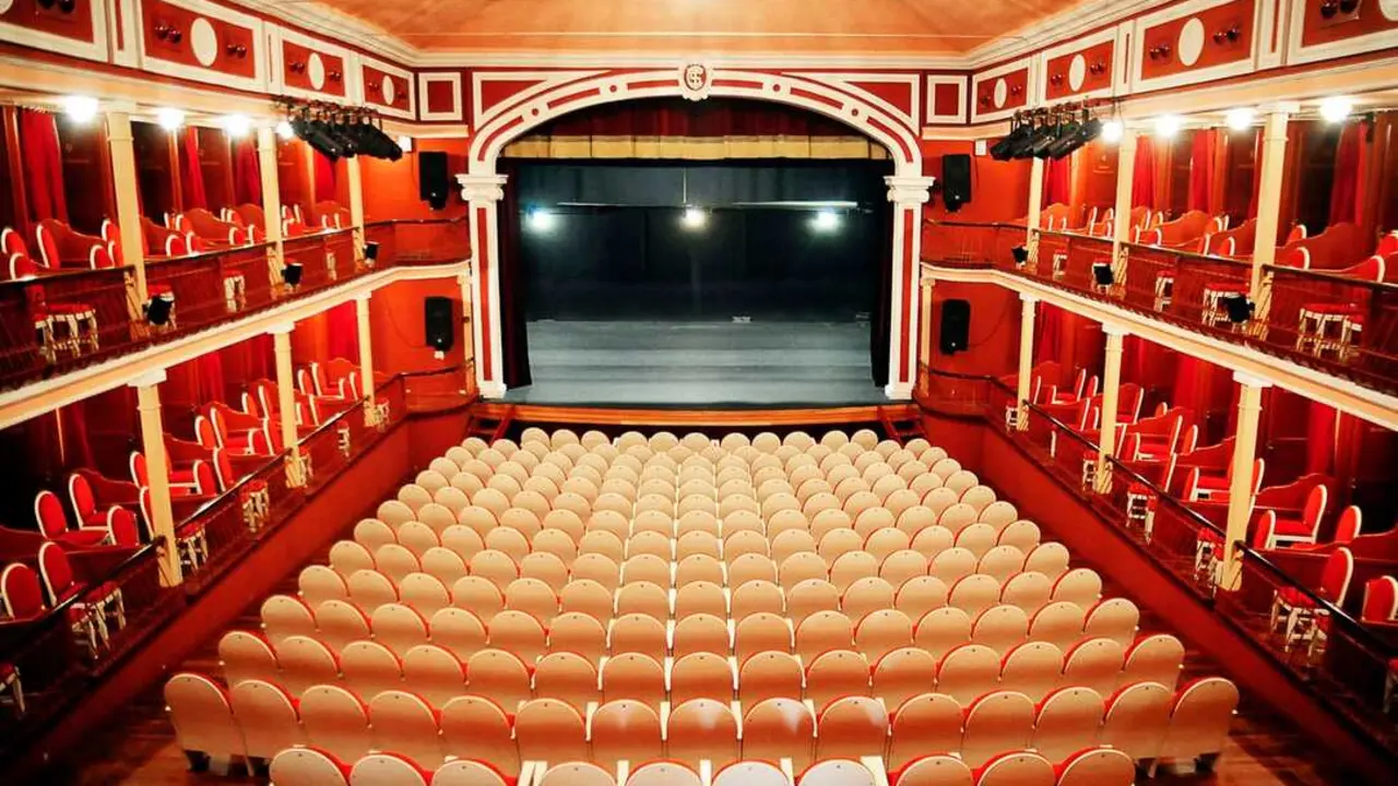 Teatro Sal&oacute;n Cervantes de Alcal&aacute; de Henares.