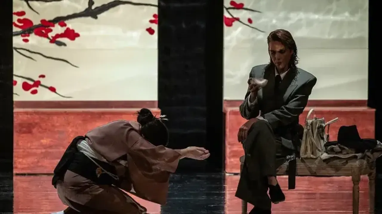 Un momento de 'El veneno del teatro'. Imagen del Teatro Fern&aacute;n G&oacute;mez.