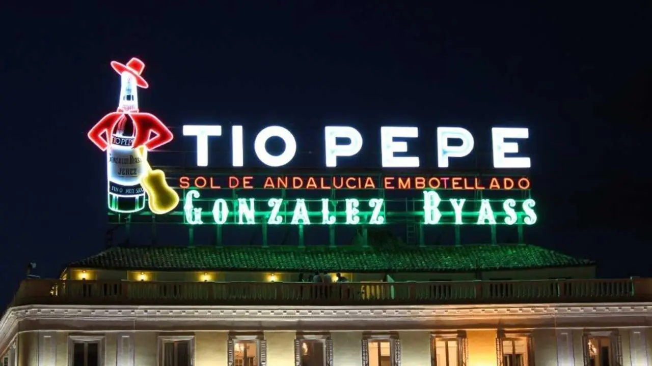 Cartel luminoso de 'el T&iacute;o Pepe'. Imagen de EP.