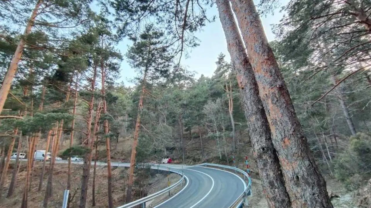 Reabre la M-604 entre Rascafr&iacute;a y Navacerrada. EP.
