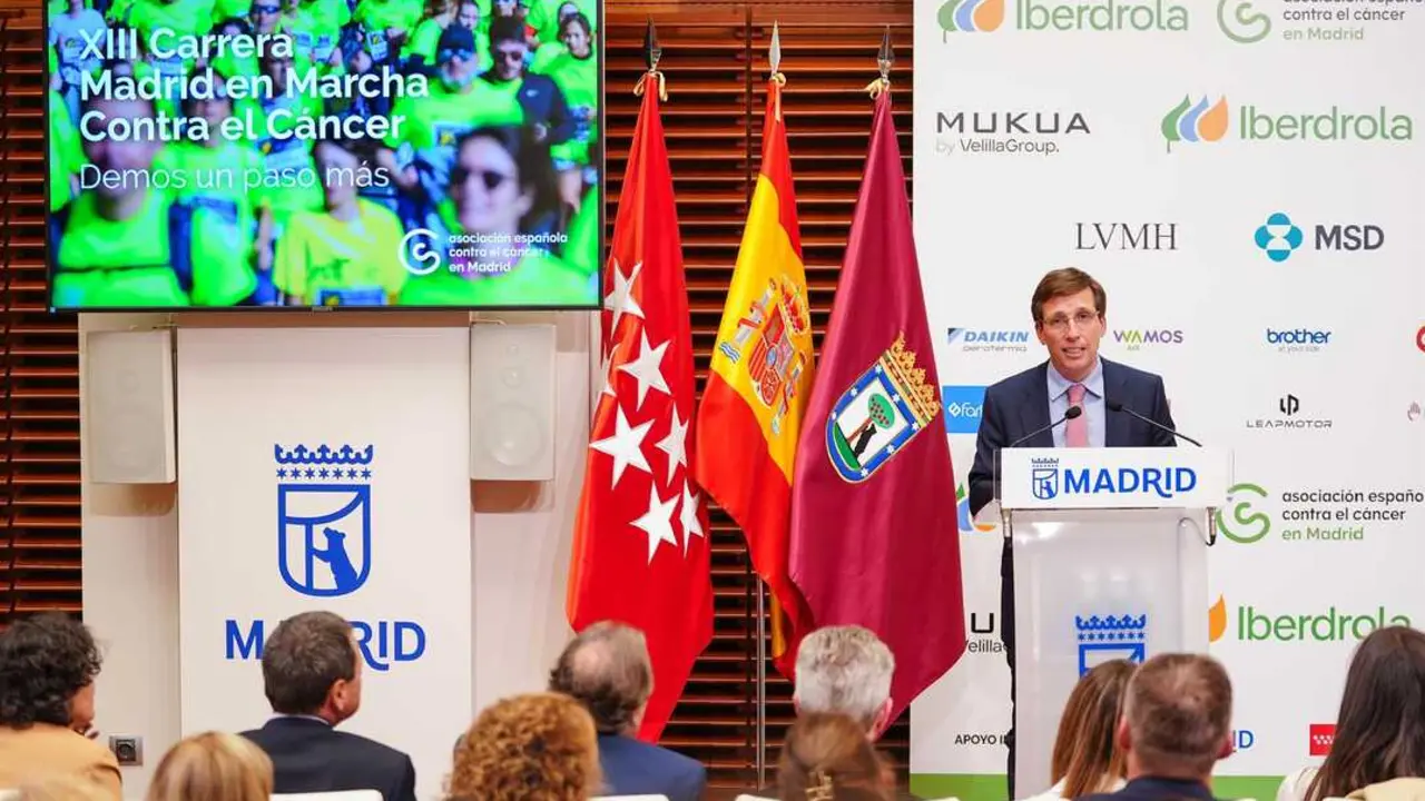 La solidaridad echar&aacute; a correr el 19 de abril en una nueva cita de la carrera 'Madrid en marcha contra el c&aacute;ncer'. Imagen del Ayuntamiento de Madrid.