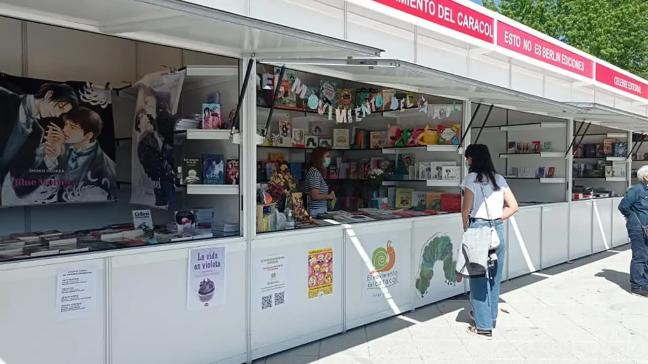 Algunas casetas de la Feria del Libro de 2025. Imagen del consistorio.