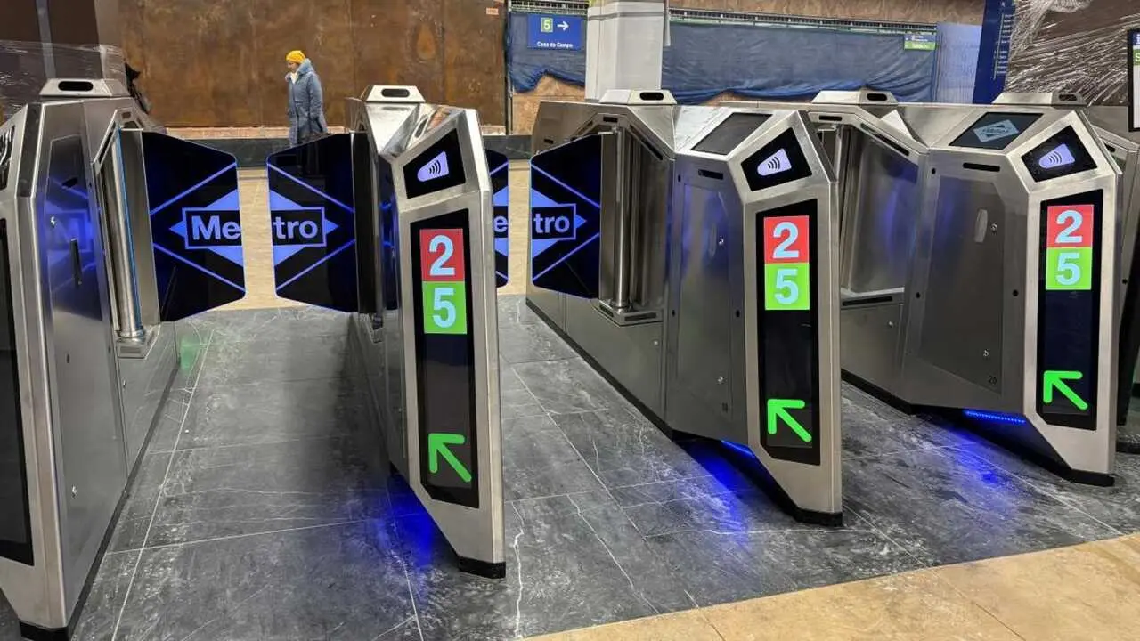 Nuevos tornos de Metro. EP.