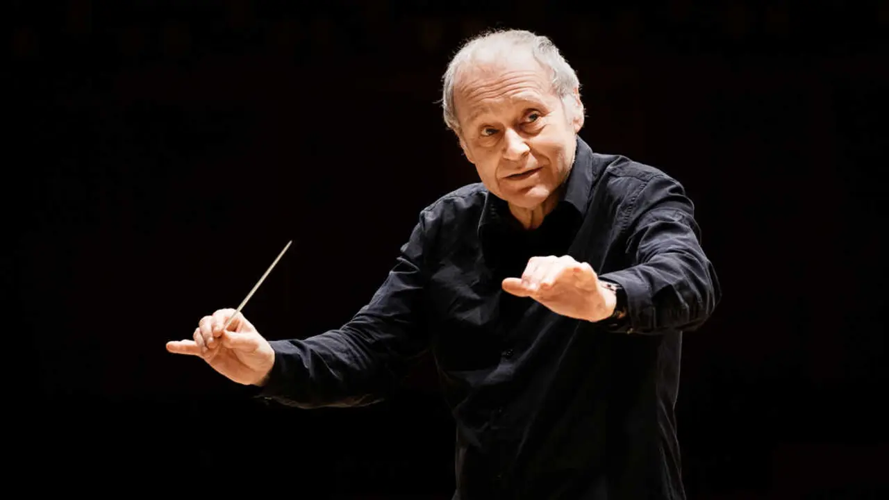 Director Ádám Fischer.