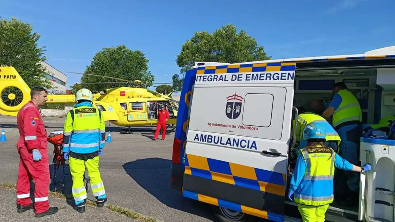 Actuaci&oacute;n en Valdemoro tras el atropello de un ni&ntilde;o y su padre. Imagen de la cuenta de X de 112 Comunidad de Madrid.