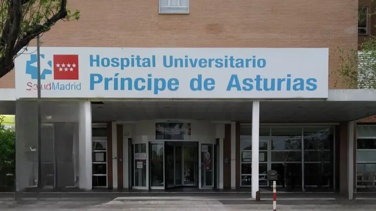 Fachada del Hospital Universitario Pr&iacute;ncipe de Asturias de Alcal&aacute; de Henares.