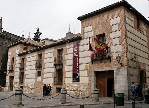 Fachada del Museo de San Isidro.