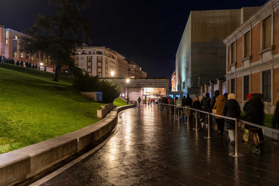 El Museo del Prado de noche. Imagen del Museo.